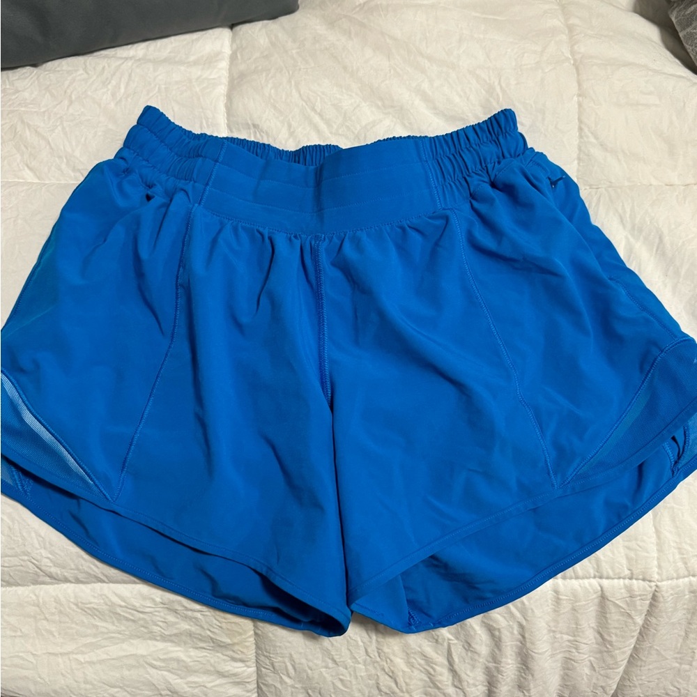 Lululemon Hotty Hot Shorts 4 inch